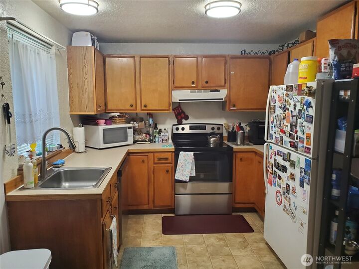 Property Photo:  2024  21st Street  WA 98225 