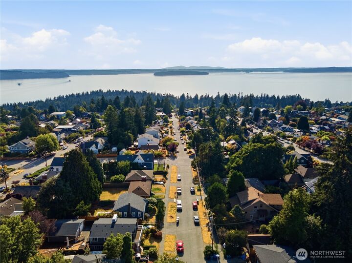 Property Photo:  3947 SW Portland Street  WA 98136 