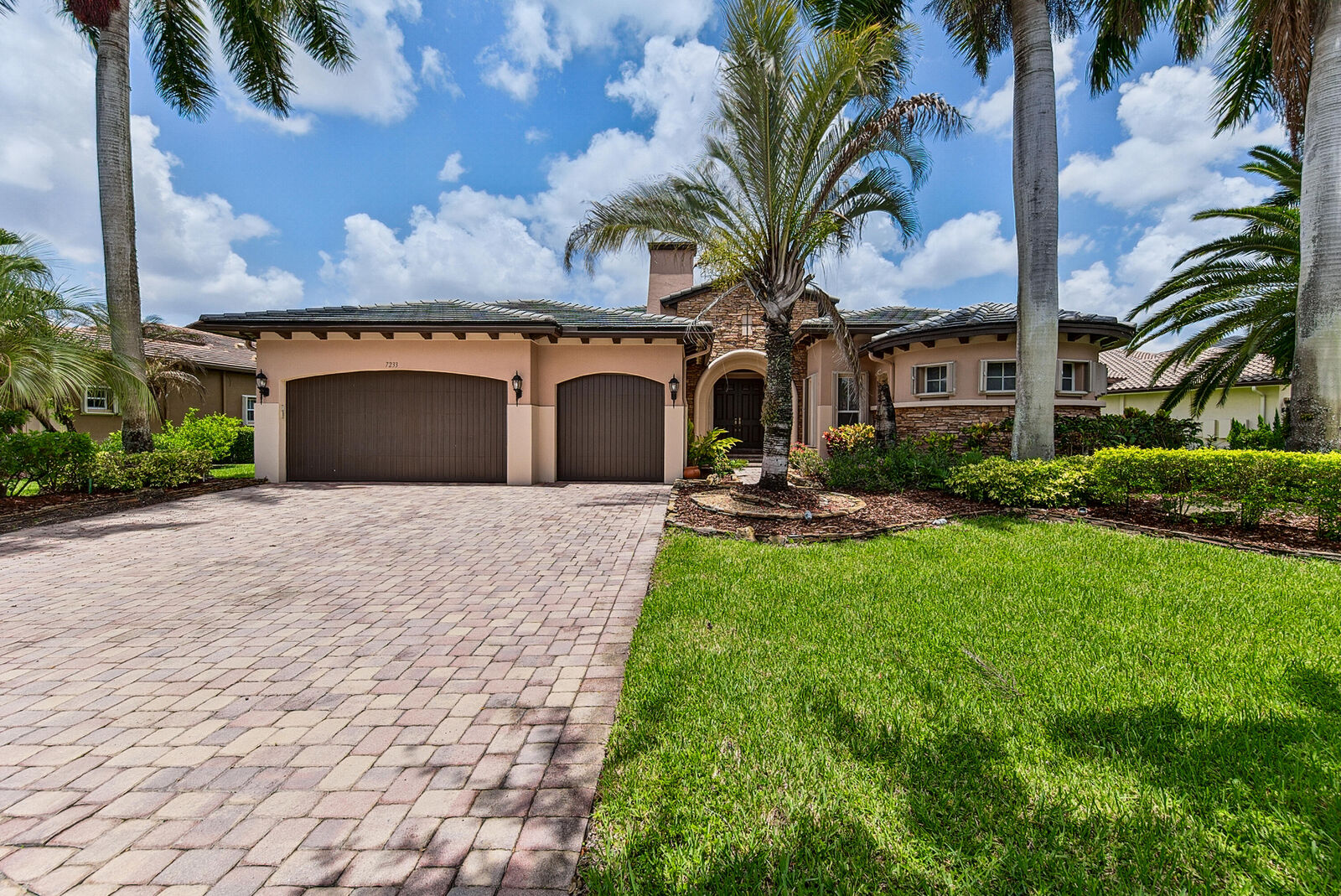 Property Photo: 7233 NW 123rd Avenue FL 33076