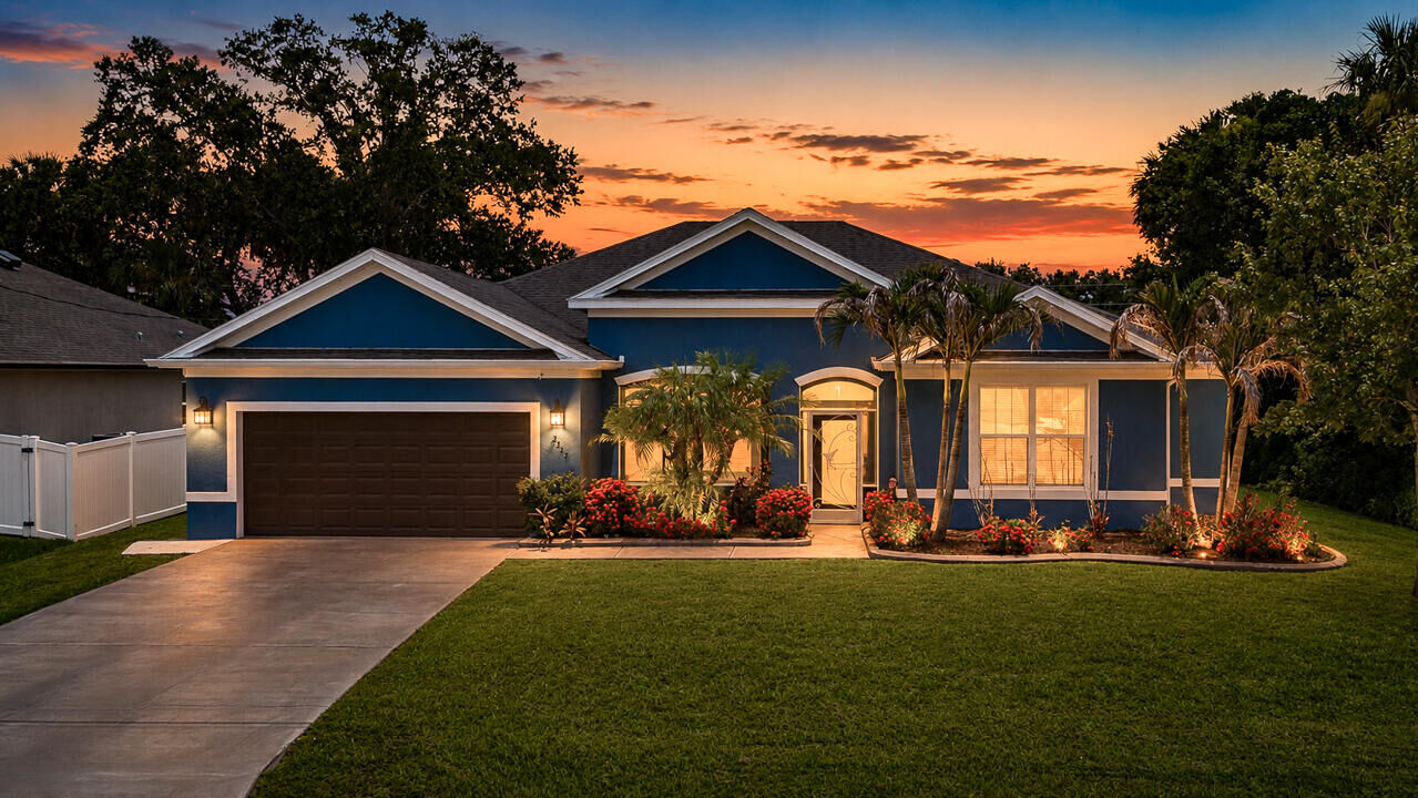 Property Photo:  2357 SW Independence Road  FL 34953 