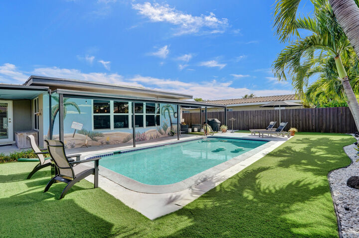 Property Photo: 2117 NE 62nd Court FL 33308