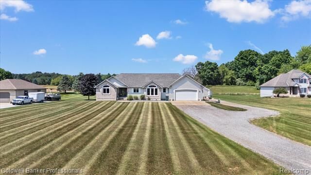 Property Photo:  5554 Sandy Lane  MI 48421 