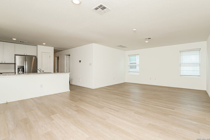Property Photo:  8027 Nube Medina  TX 78252 