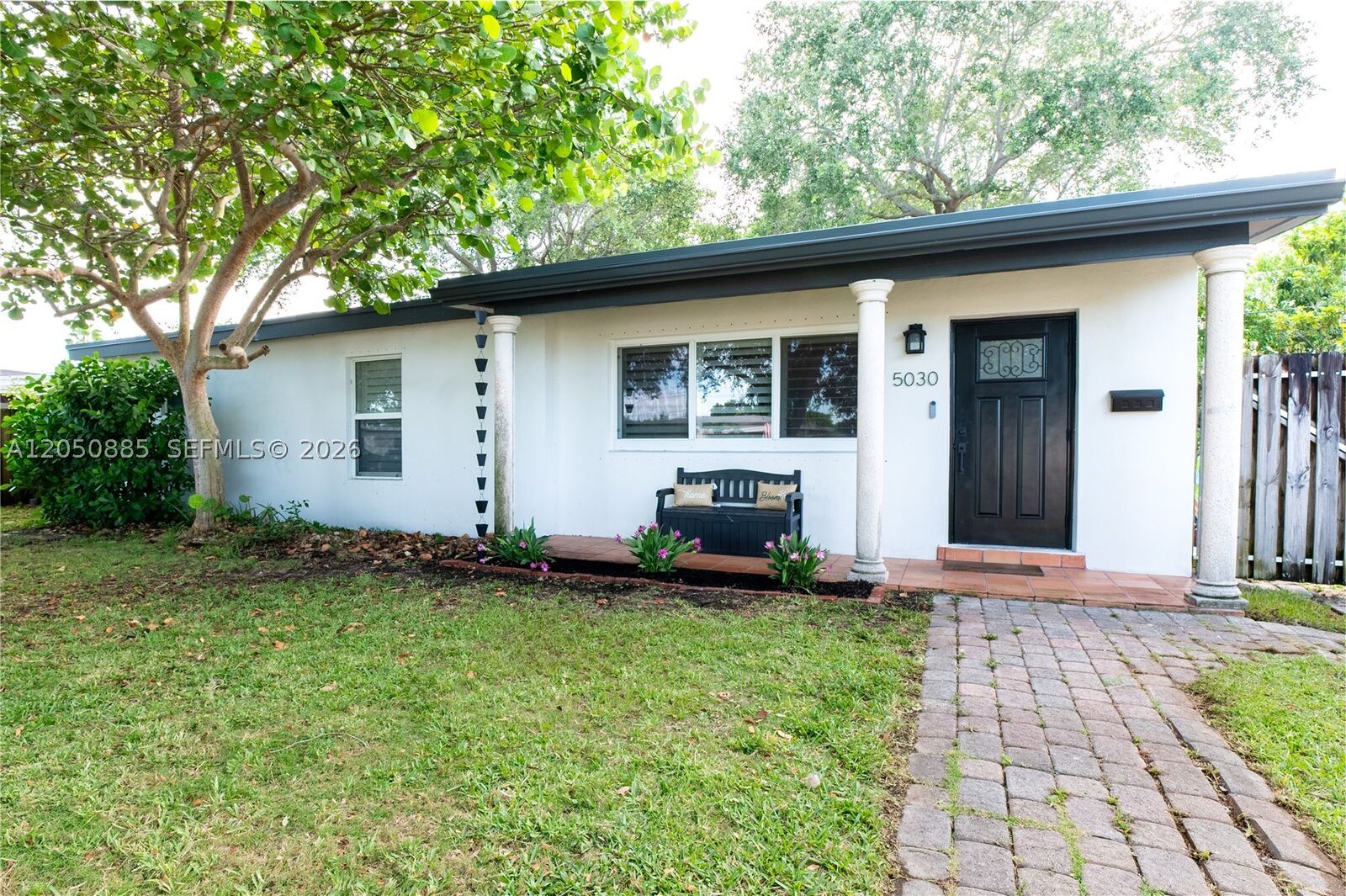 Property Photo: 5030 SW 113th Ct FL 33165