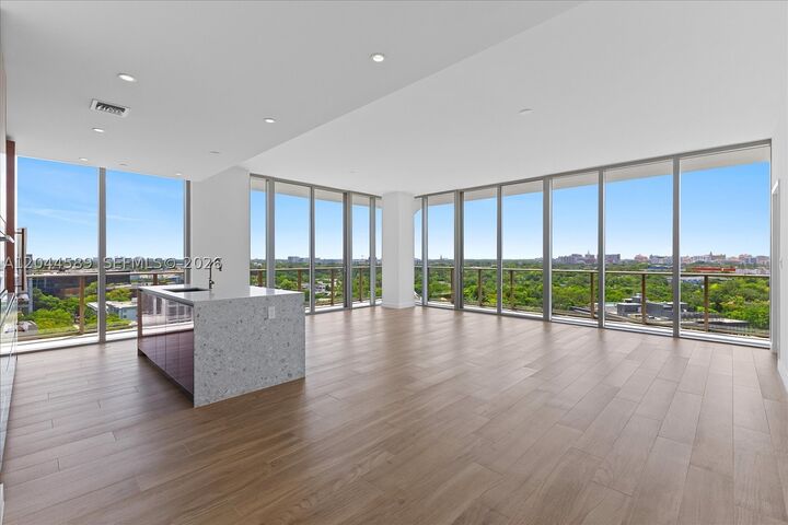 Property Photo:  2678 Tigertail Ave 1001  FL 33133 