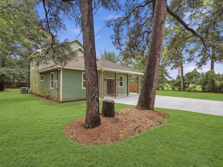 Property Photo:  4261 Carlene St  TX 77630 