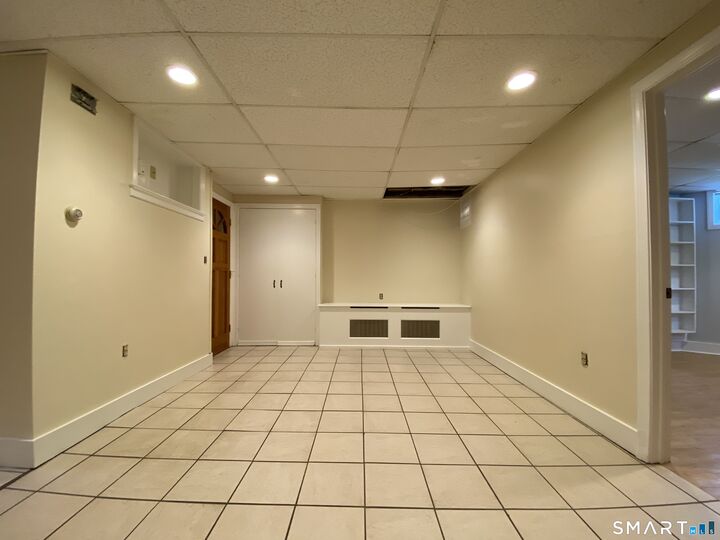 Property Photo: 239 Edwards Street Ll CT 06511