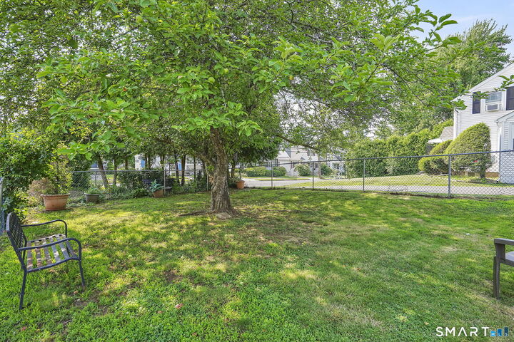 Property Photo:  231 Stratford Road  CT 06053 