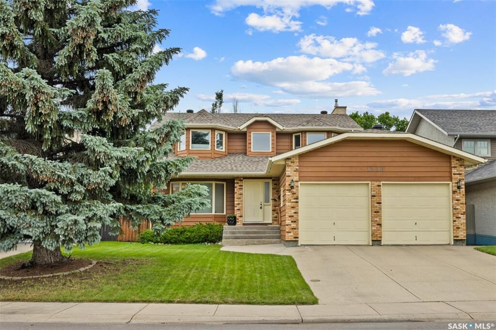 Property Photo: 1346 Wascana Highlands SK S4V 2J9