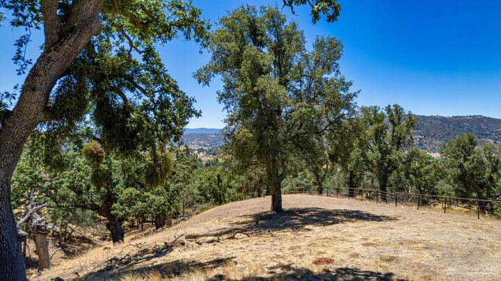 Property Photo:  24590 Deertrail Drive  CA 93561 