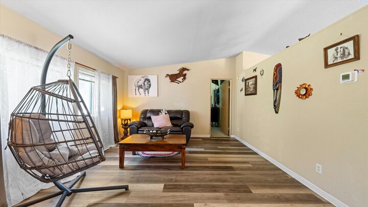 Property Photo: 1101 Babs Ave WA 99320