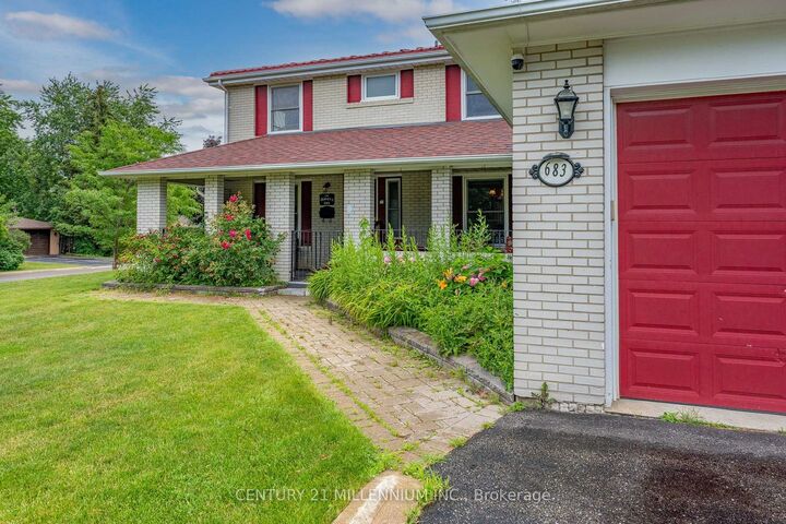 Property Photo: 683 Balmoral Drive ON L6T 1W8