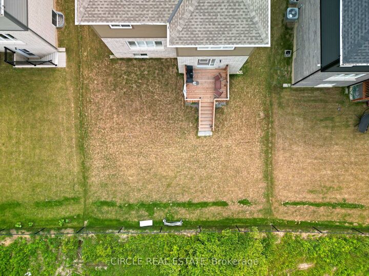 Property Photo:  202 Westcott Road  ON L3C 0K9 