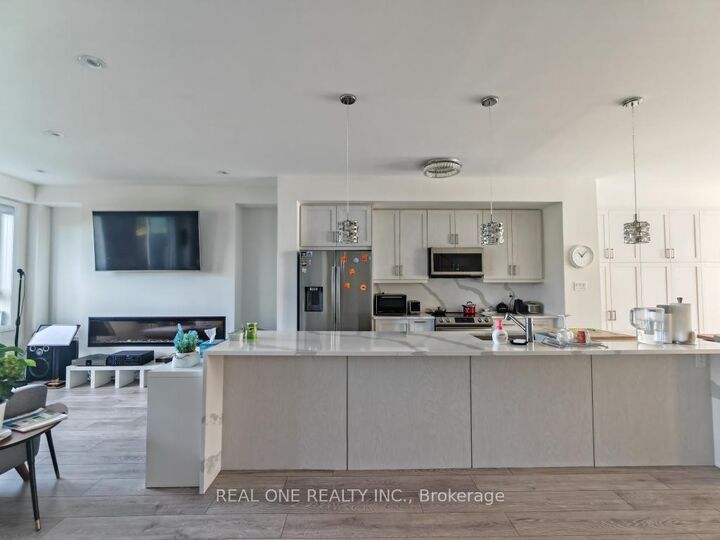 Property Photo:  19 Woodstream Drive  ON M9W 0G1 