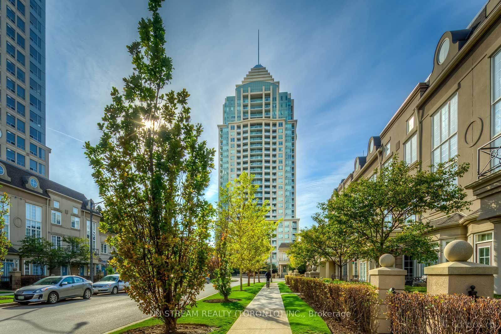 Property Photo:  17 Barberry Place Ph304  ON M2K 3E2 