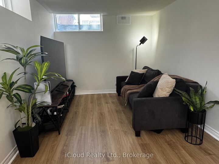 Property Photo: 3925 Lodi Road N Lower ON L7M 0Z5