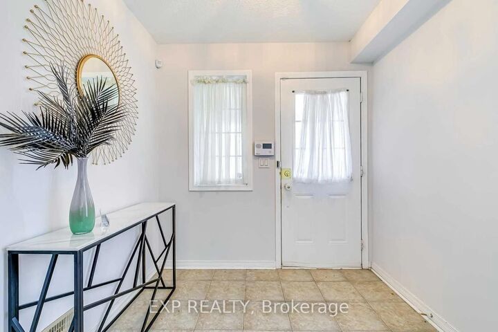 Property Photo:  3905 Quiet Creek Drive  ON L5M 8B5 