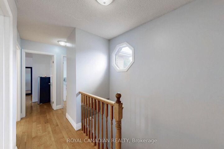 Property Photo: 18 Millpond Place ON L8W 2W7