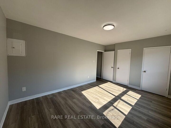 Property Photo:  265 Augusta Avenue 2  ON M5T 2M1 