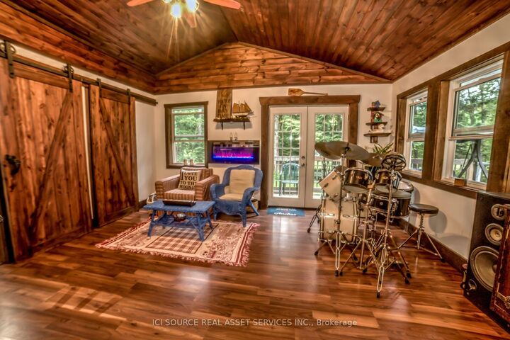 1218 Milford Bay Road Unit 5 — photo 1