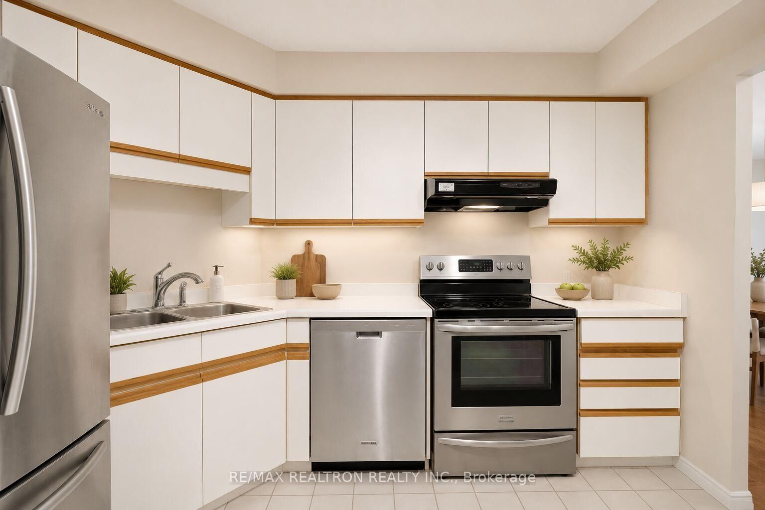 Photo de la propriété:  695 Richmond Street 1006  ON N6A 5M8 
