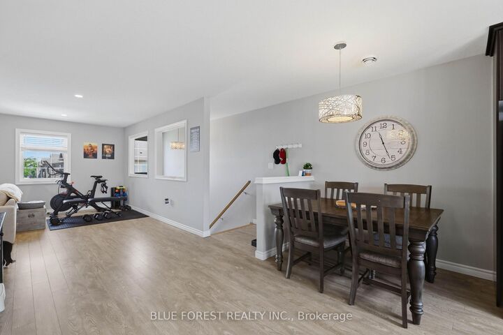Property Photo:  3320 Meadowgate Boulevard 124  ON N6M 0A7 