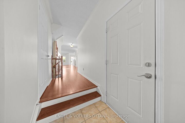 Property Photo:  789 Cobble Hill Drive  ON K2J 0C4 