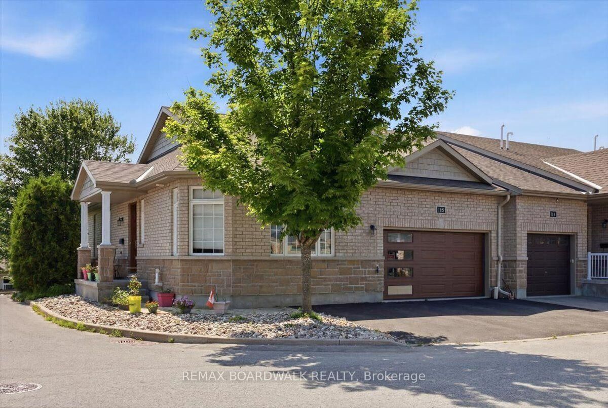 Property Photo: 116 Passageway Private ON K2M 1H6