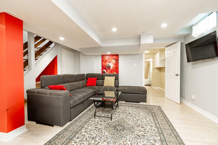 Property Photo: 68 Nantucket Drive Bsmt ON L4E 3V9
