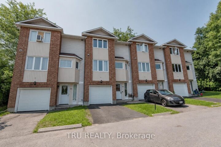 2050 Riviera Terrace 27 — photo 1