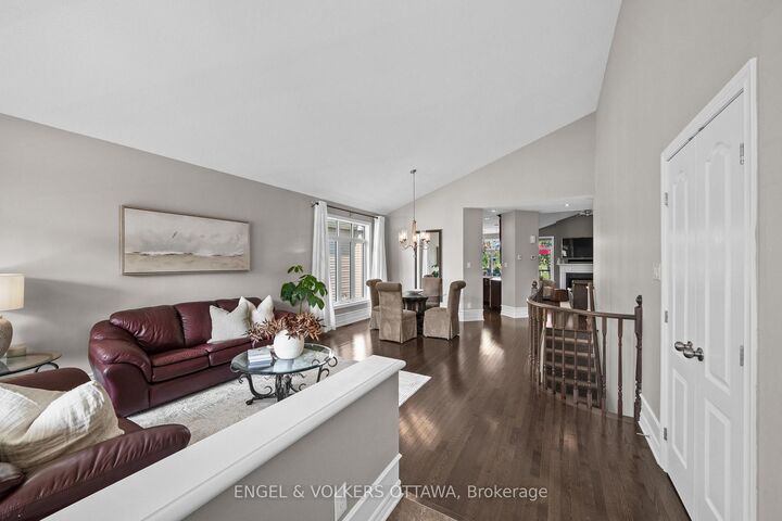 Property Photo:  112 Equinelle Drive  ON K0G 1J0 