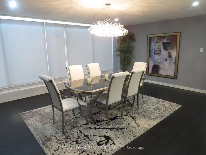 Property Photo: 2045 Lake Shore Boulevard W 3305 ON M8V 2Z6