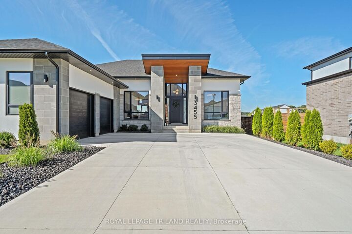 3455 Grand Oak Crossing — photo 1