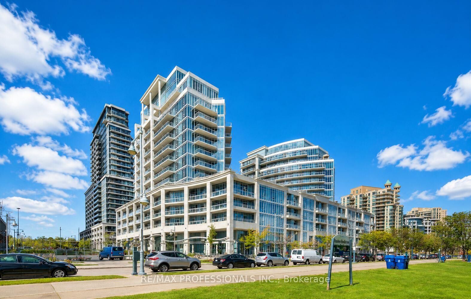 Property Photo:  58 Marine Parade Drive 438  ON M8V 0A3 