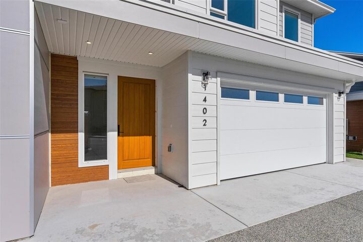 Property Photo: 1402 Sandstone Lane BC V9B 7A2