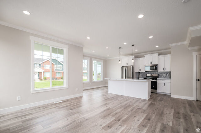 Property Photo: 8818 S Tractor Park Ln E 14 UT 84094