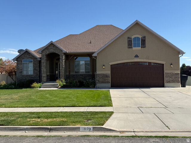 Property Photo: 1173 W 2175 S UT 84075