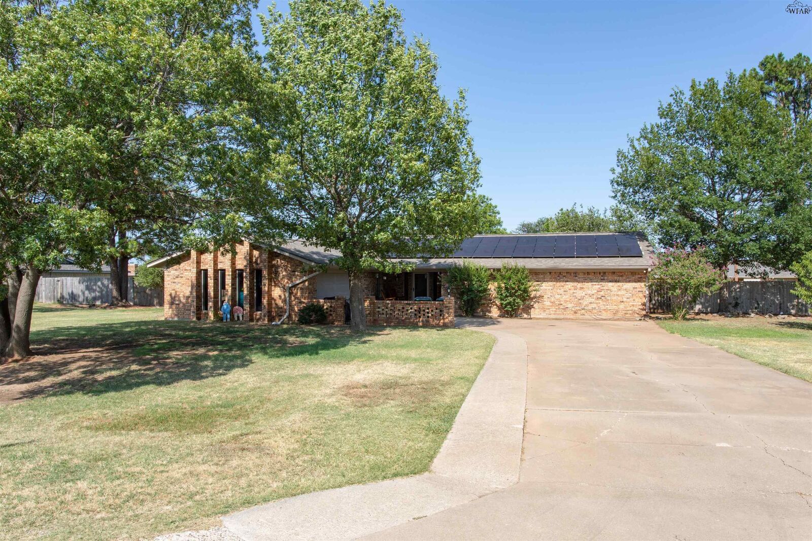Property Photo: 1413 Red Fox Lane TX 76354