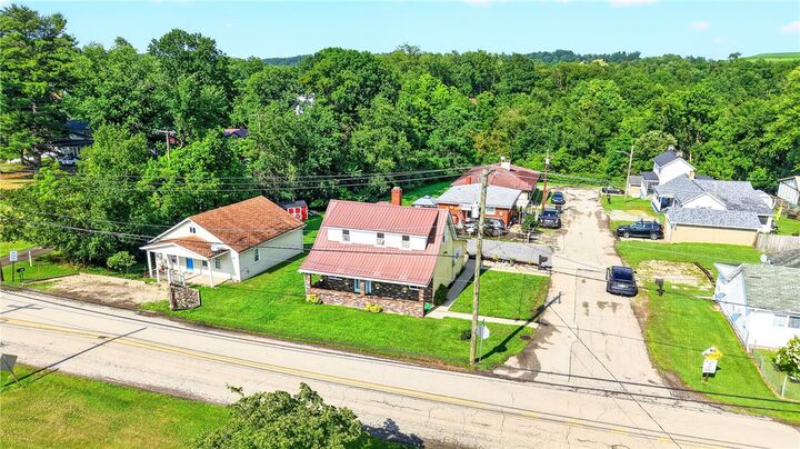 Property Photo:  403 Perry Avenue  PA 15012 