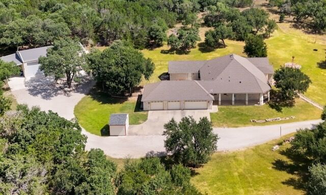 Property Photo:  127 Palomino Cove  TX 76537 