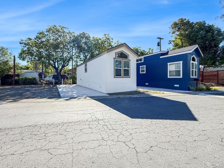 Property Photo:  101 Colgan Avenue 3  CA 95404 