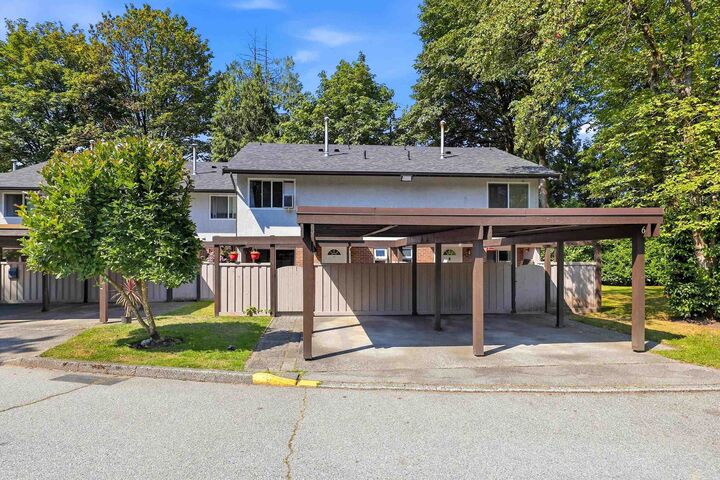 Property Photo:  3046 Coast Meridian Road 5  BC V3B 5B6 