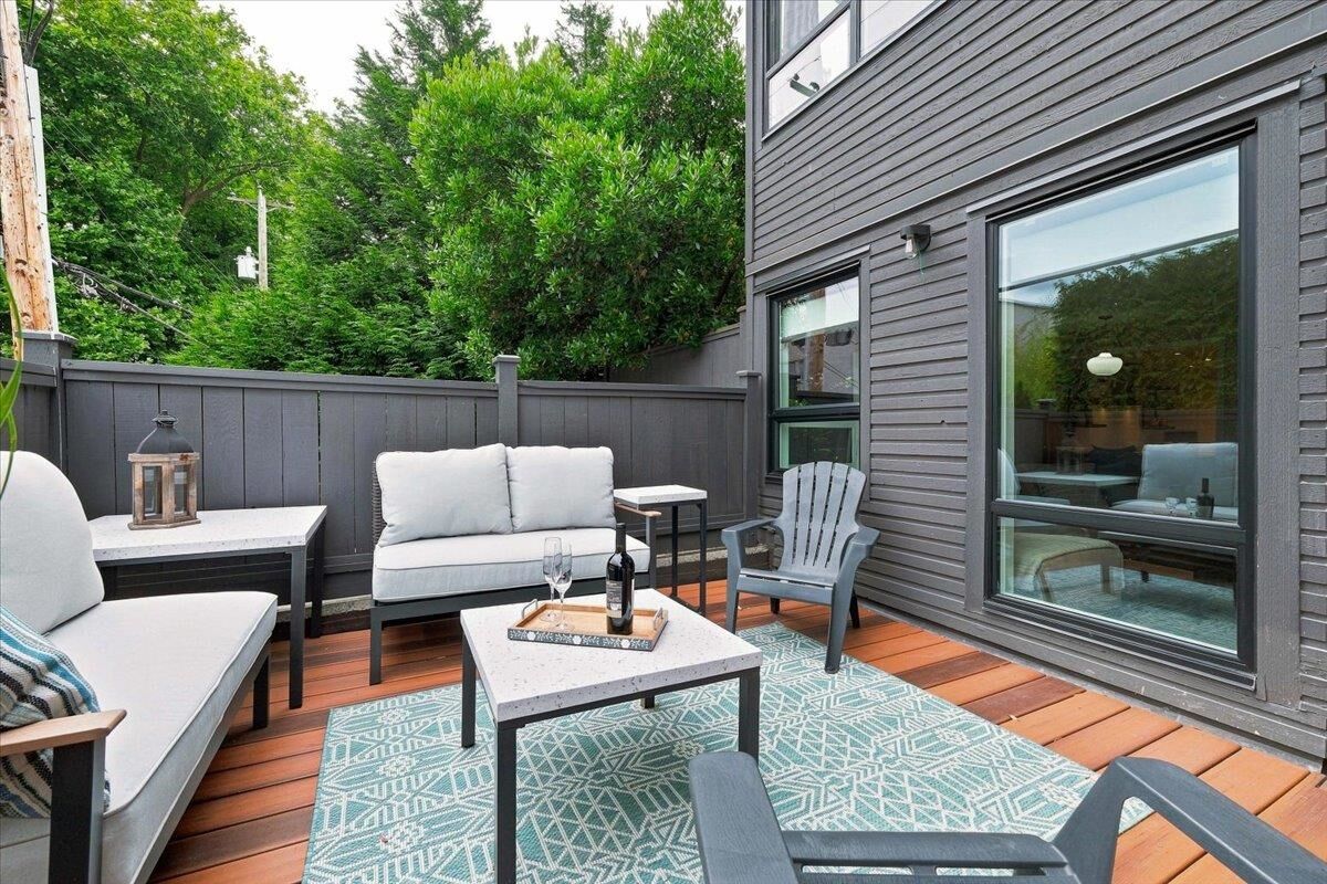 Property Photo:  2455 York Avenue 107  BC V6K 1C9 
