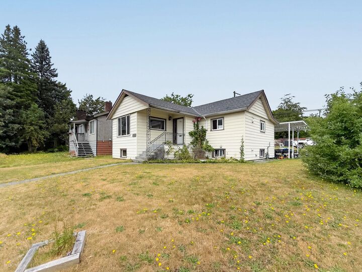 Property Photo:  319 E Eighth Avenue  BC V3L 4K5 
