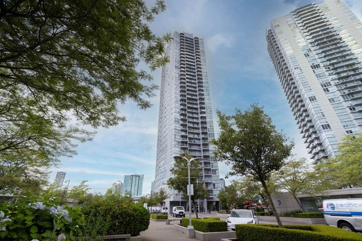 13618 100 Avenue 3105 — photo 1