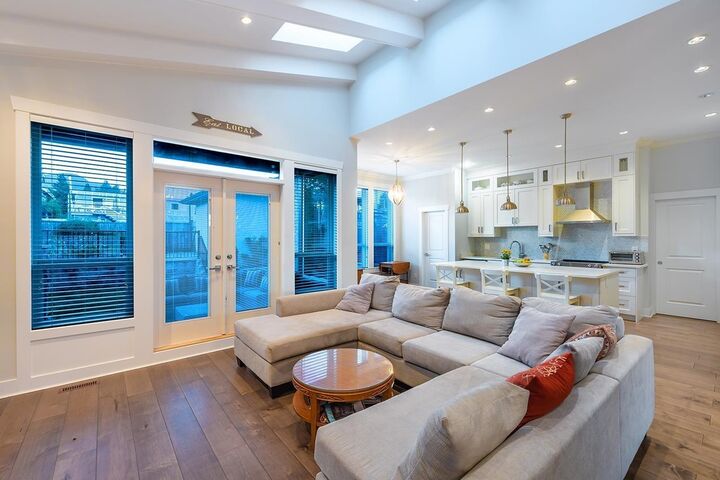 Property Photo: 738 E 13th Street BC V7L 2M7