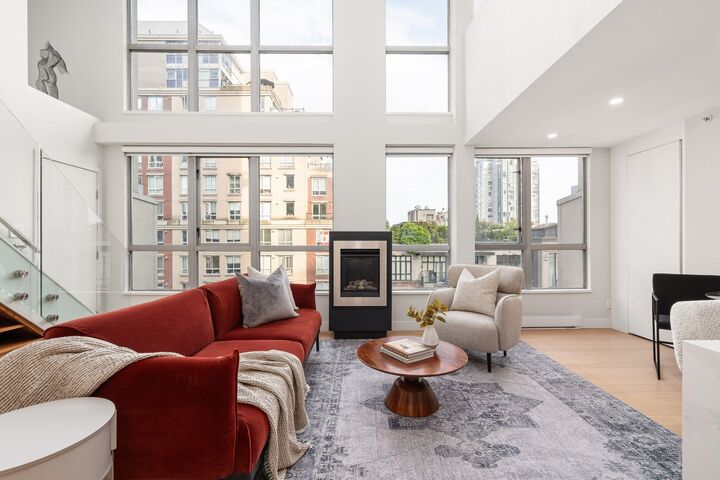 Property Photo: 1238 Richards Street 608 BC V6B 3G2