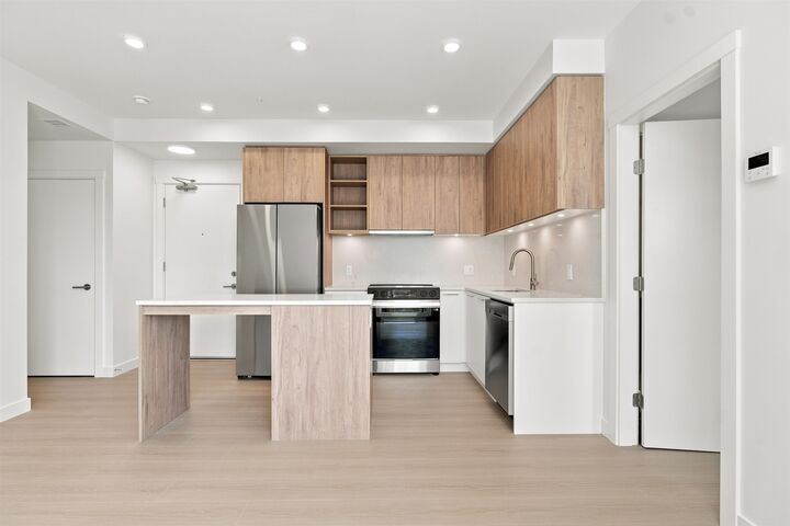 Property Photo:  82 First Street 427  BC V3L 0L8 