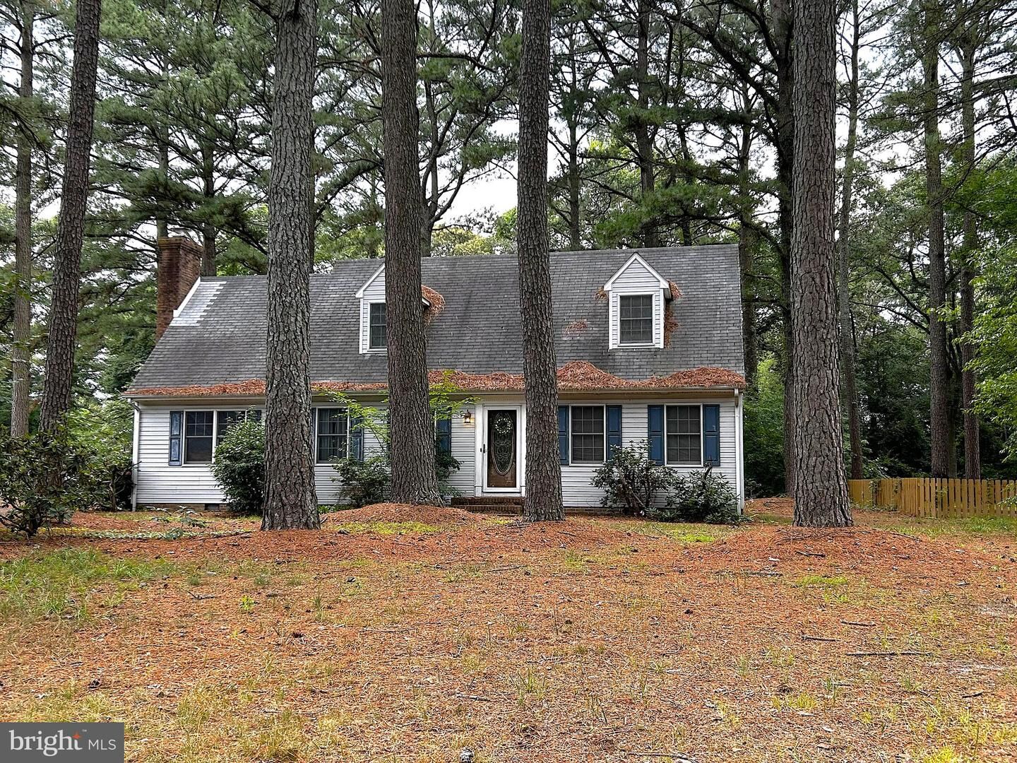 Property Photo: 1716 W Clear Lake Drive MD 21804
