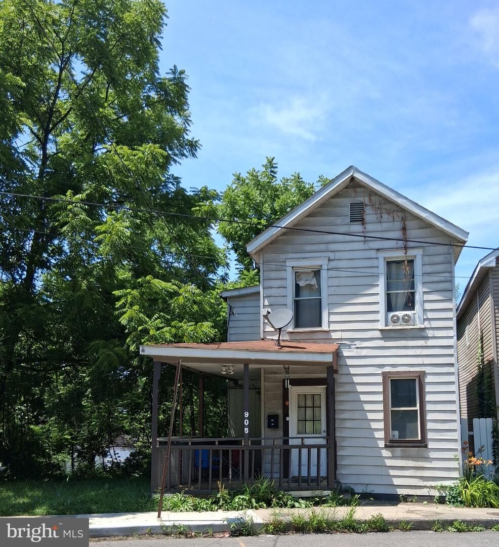 Property Photo: 905 Maryland Avenue MD 21502